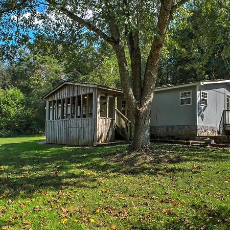 Ooltewah Cabin With Grill, Pool Table And Porch! Buitenkant foto