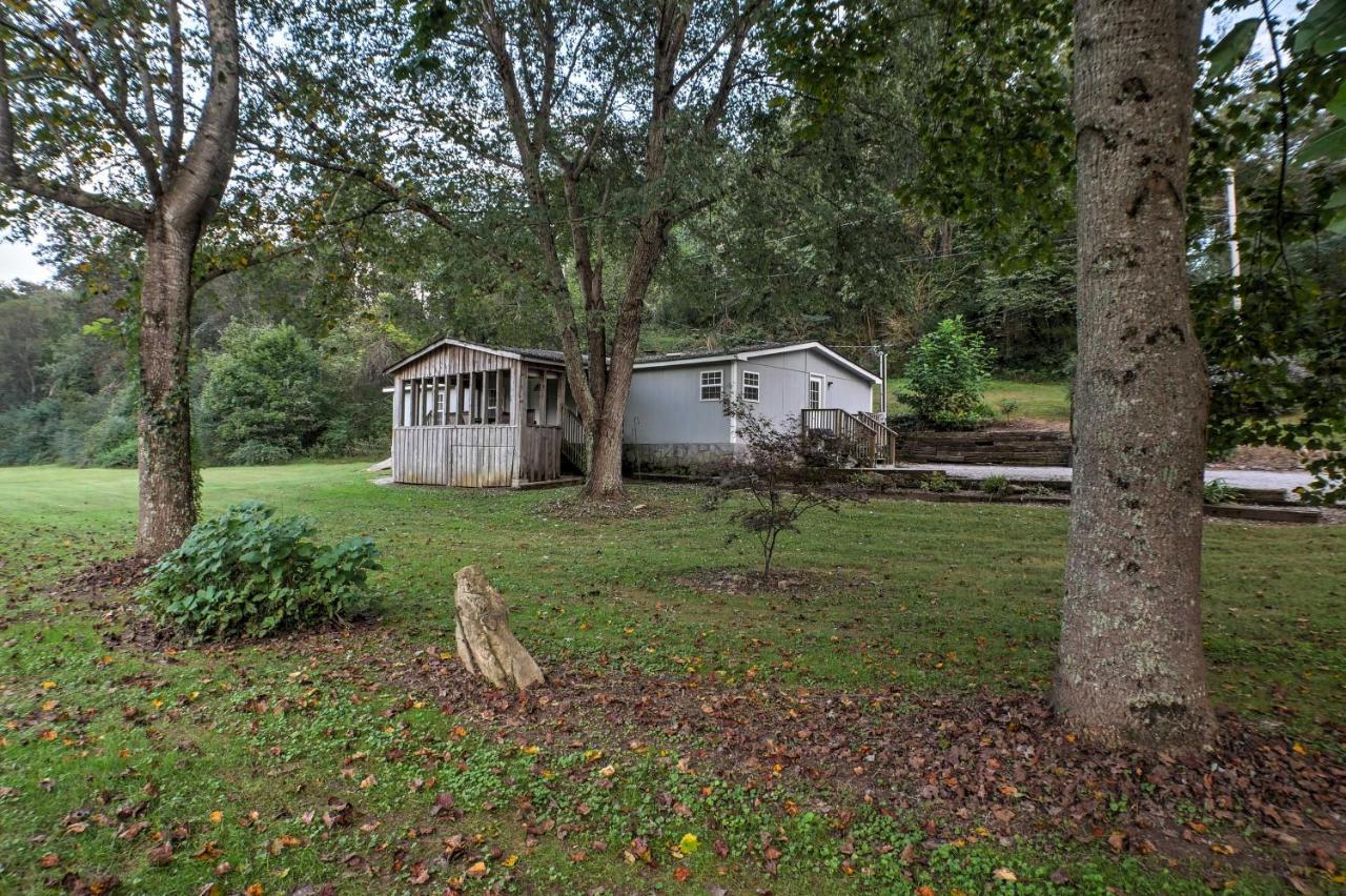 Ooltewah Cabin With Grill, Pool Table And Porch! Buitenkant foto